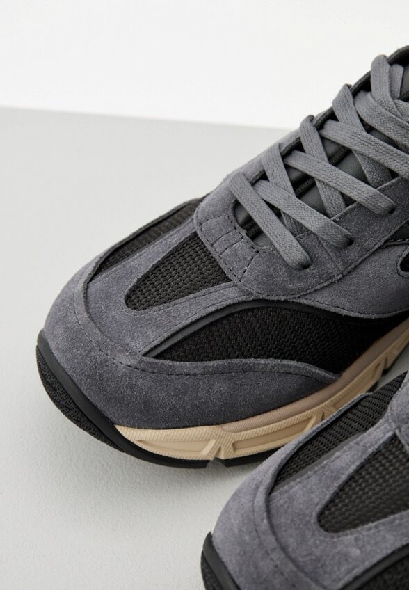 Кроссовки Emporio Armani