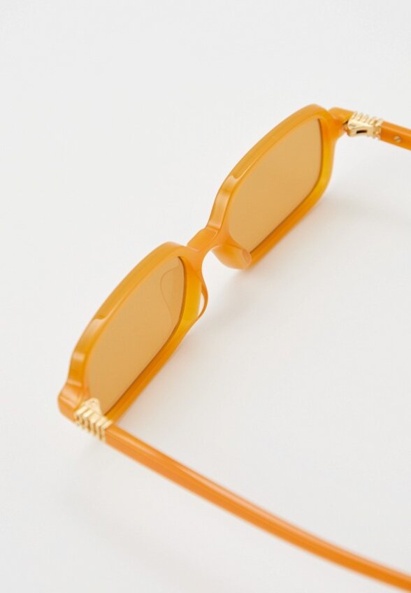 Очки солнцезащитные Miu Miu