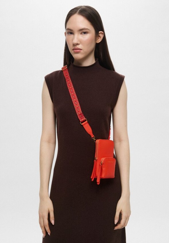 Сумка Coccinelle