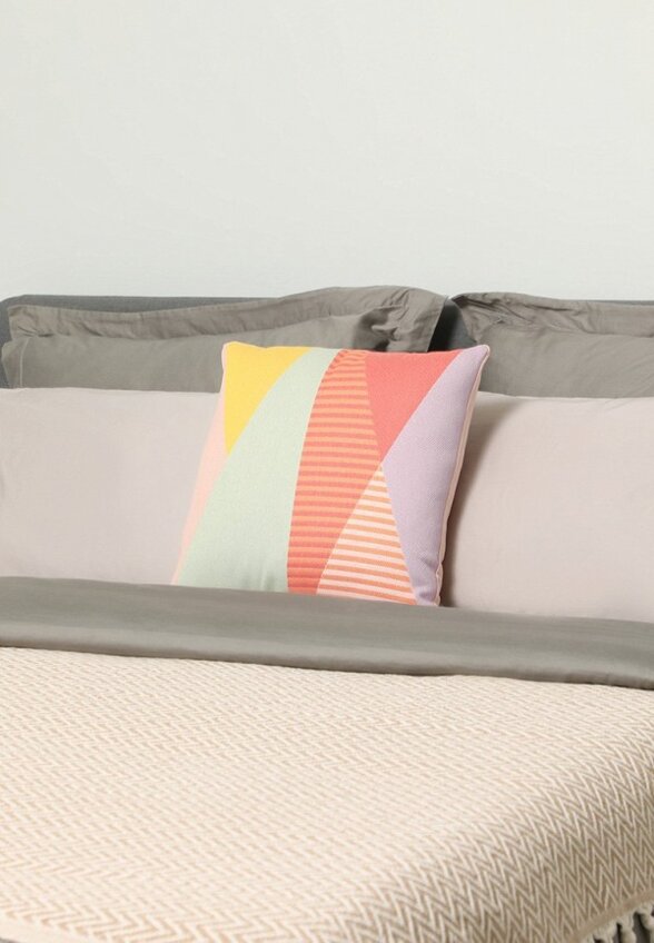 Подушка декоративная Coincasa