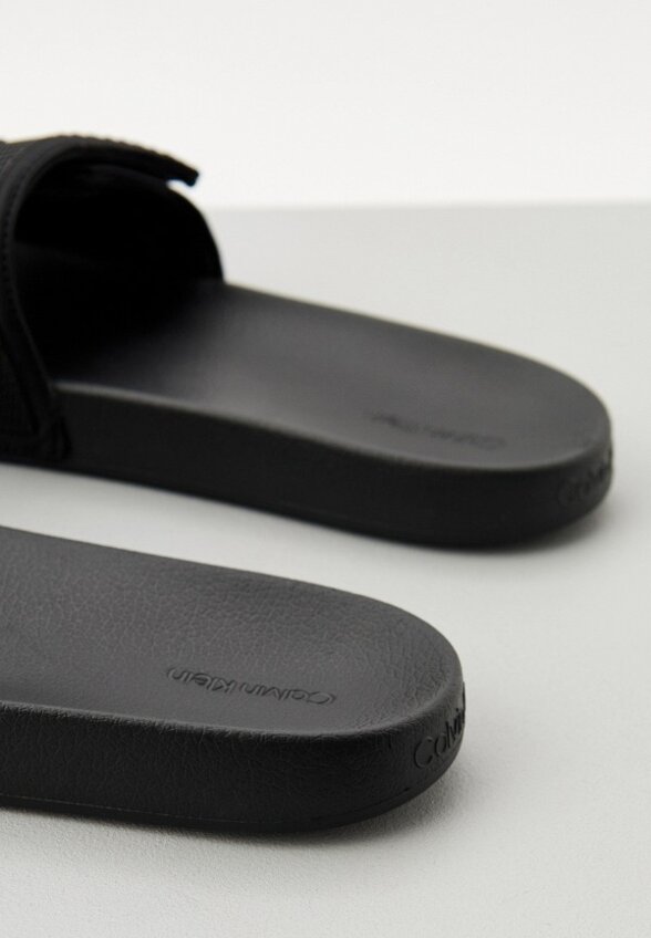 Сланцы Calvin Klein