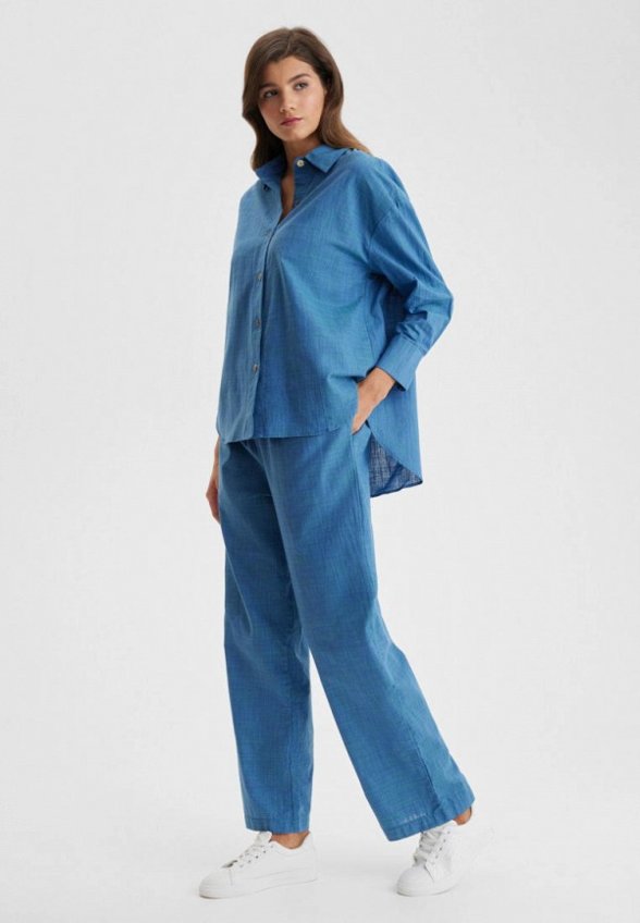 Костюм Envylab