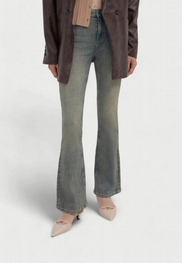 Джинсы Calliope