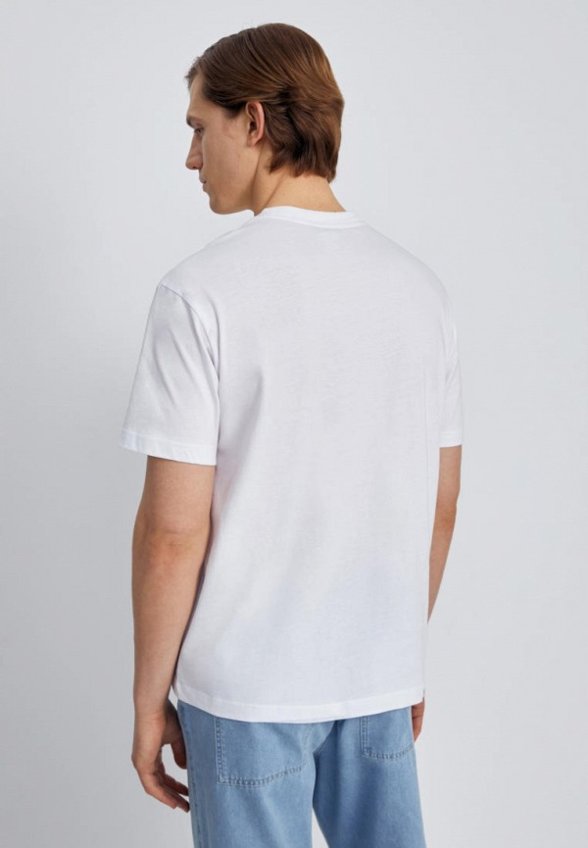 Футболка Finn Flare