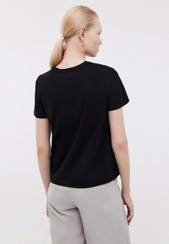 Футболка Baon