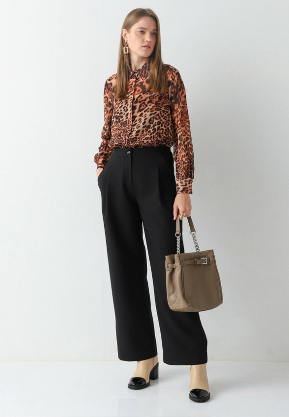 Блуза Lilly Bennet