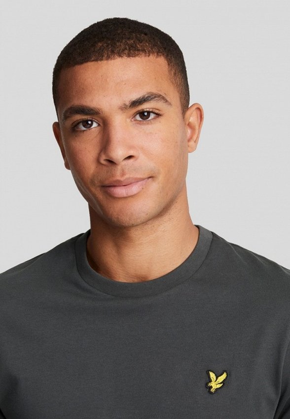 Футболка Lyle & Scott