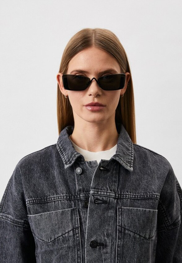 Очки солнцезащитные Prada