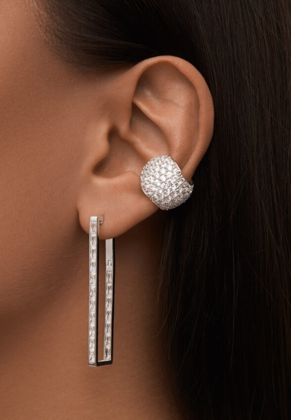 Серебряный широкий кафф с белыми камнями MIE