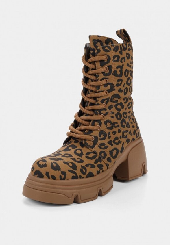 Полусапоги Llevv Group