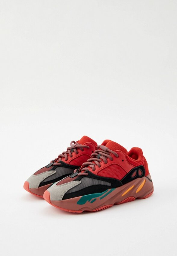 Кроссовки adidas YEEZY