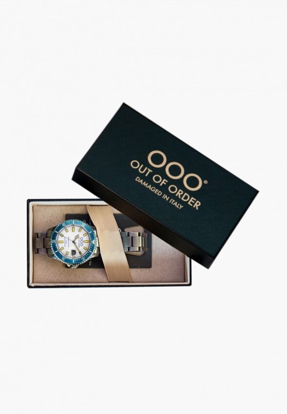 Часы Out of Order