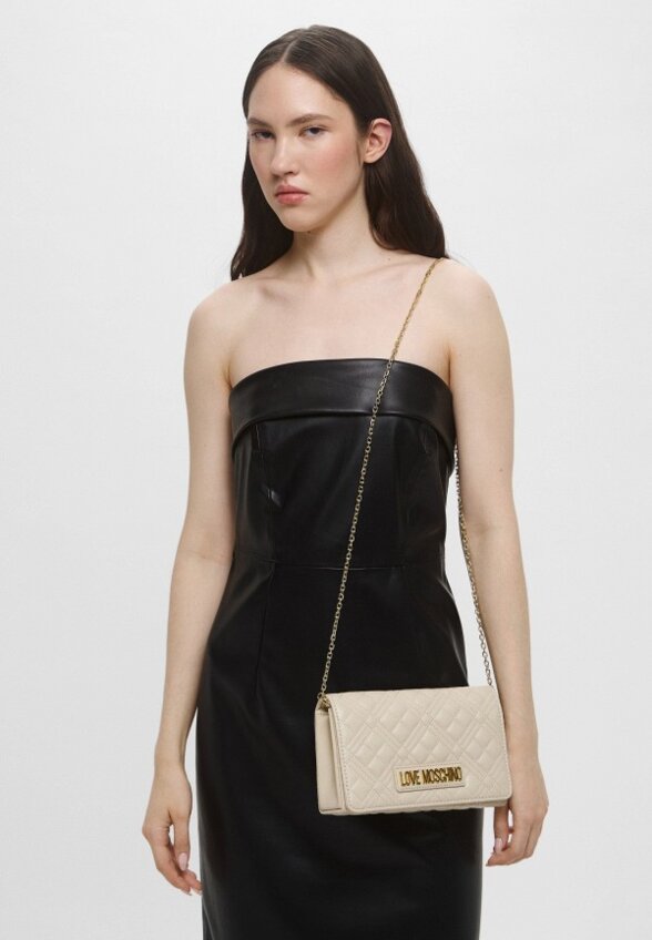 Сумка Love Moschino