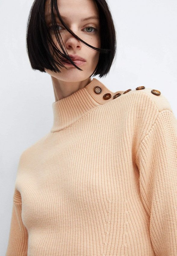 Водолазка Mango