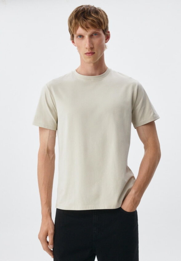 Футболка SLIM FIT базовая