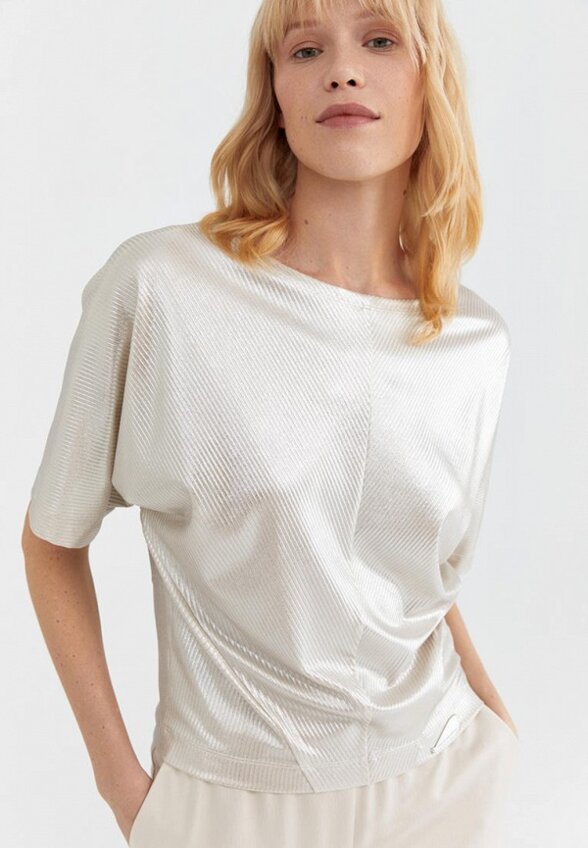 Футболка M.Reason