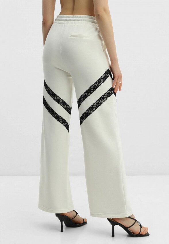 Брюки спортивные Lilly Bennet