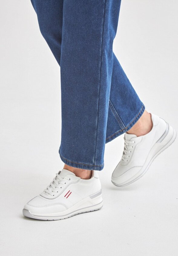 Кроссовки Donna Daniella