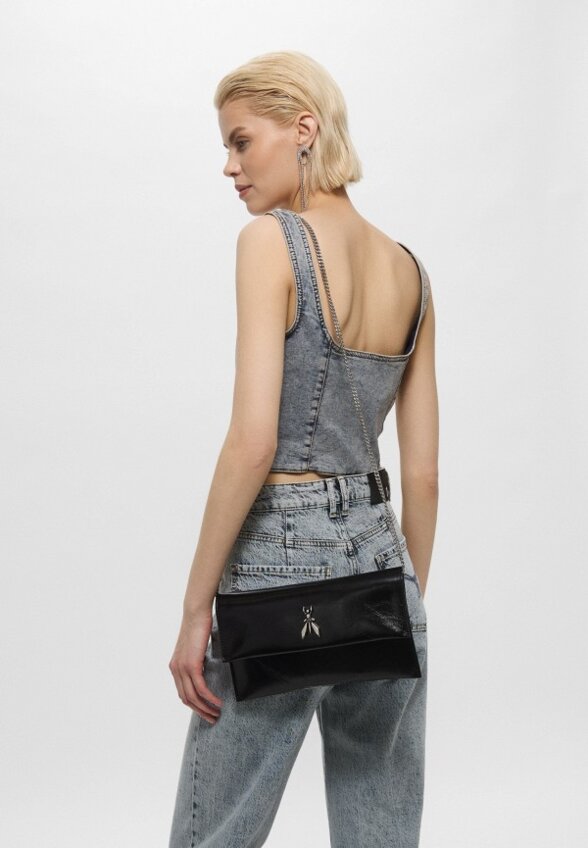 Клатч Patrizia Pepe