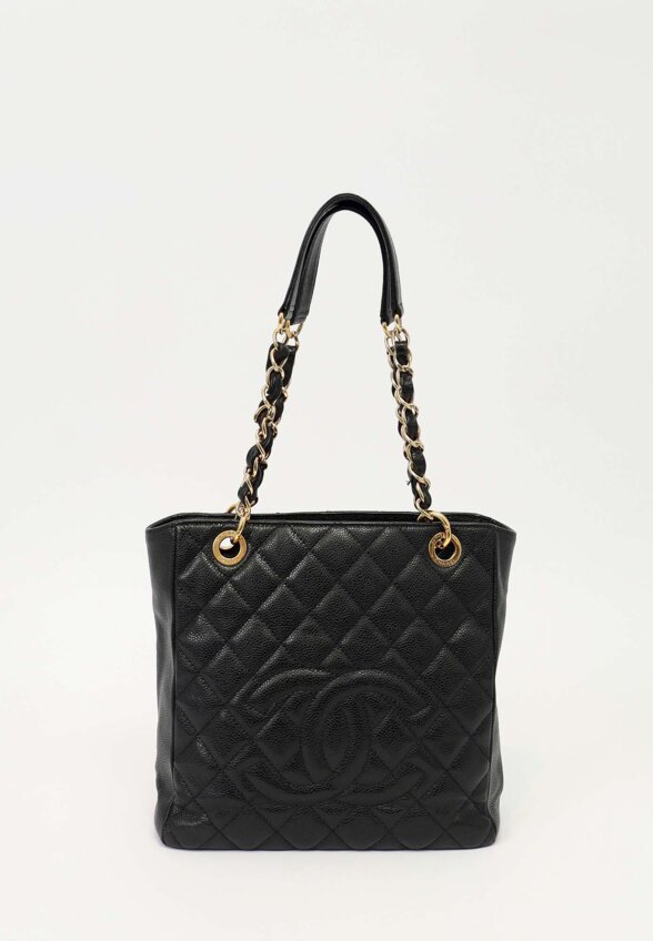 Chanel Shopping