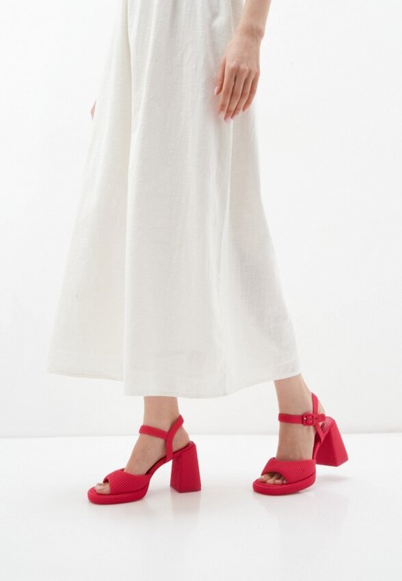 Босоножки Betsy