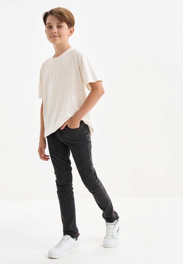 Джинсы Resser Denim