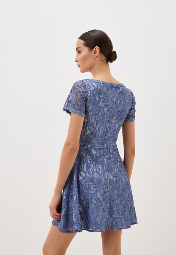 Платье MadaM T