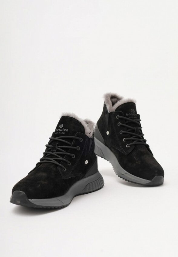 Кроссовки Baasploa