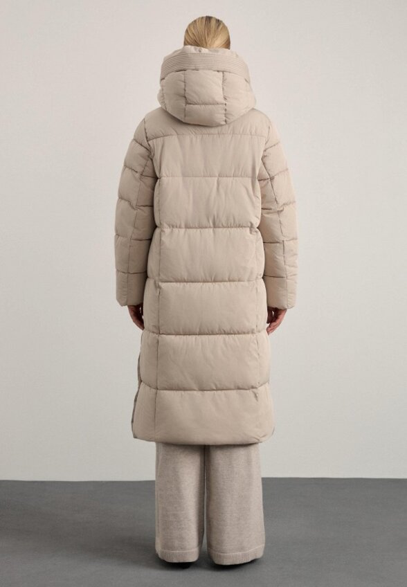 Пуховик Zarina