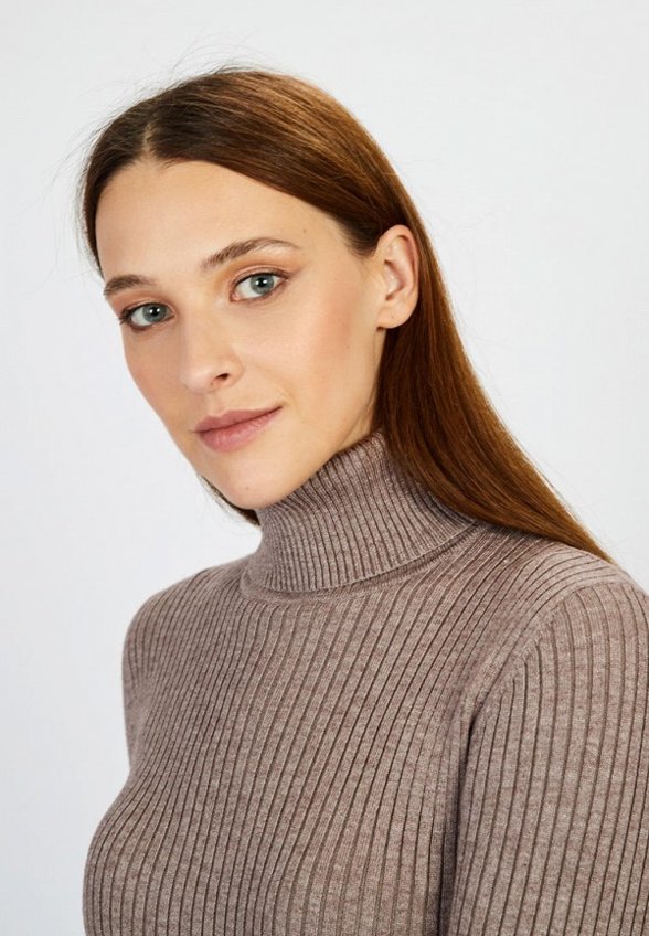 Водолазка Baon