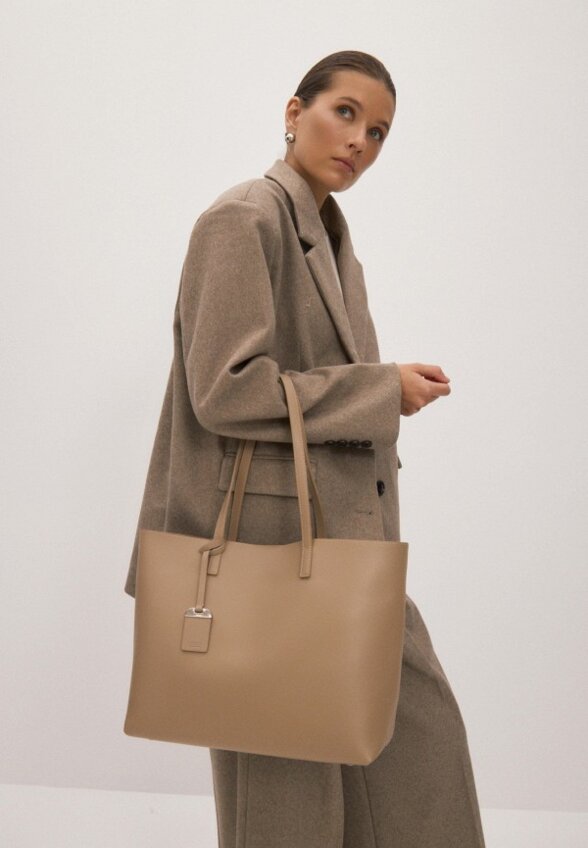 Сумка и брелок Lucca