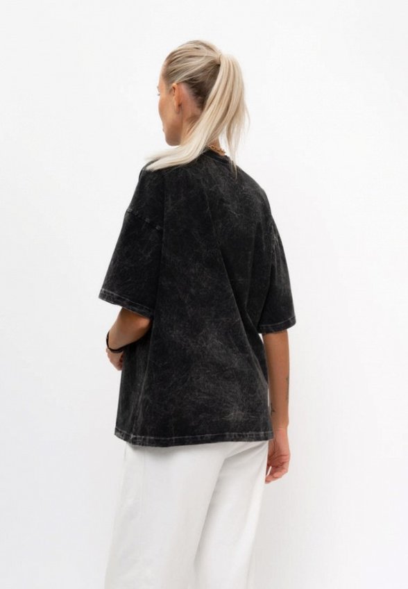 Футболка Nila