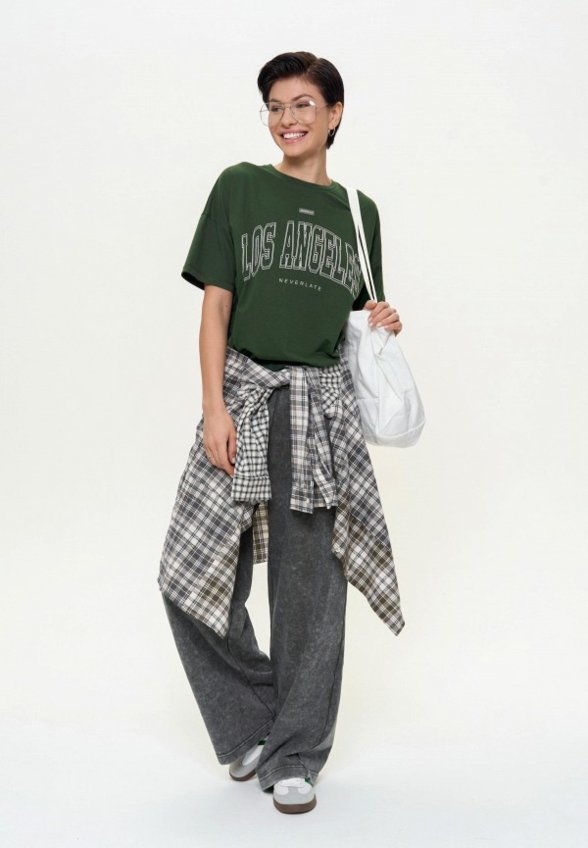 Футболка Neverlate