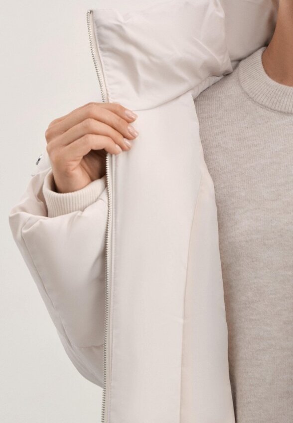 Пуховик Zarina