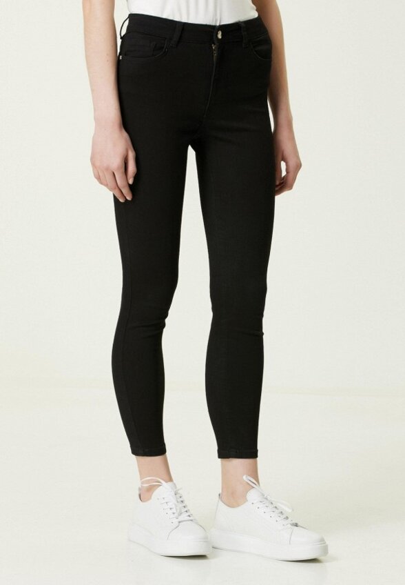 Джинсы NetWork