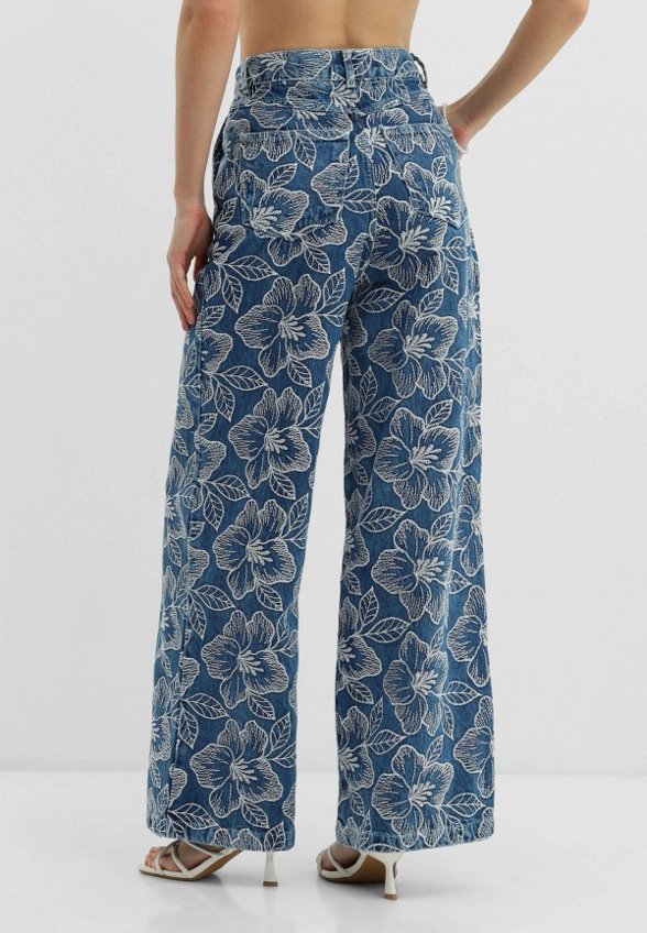 Джинсы Passegiata