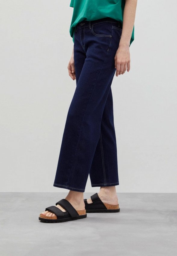 Джинсы Finn Flare