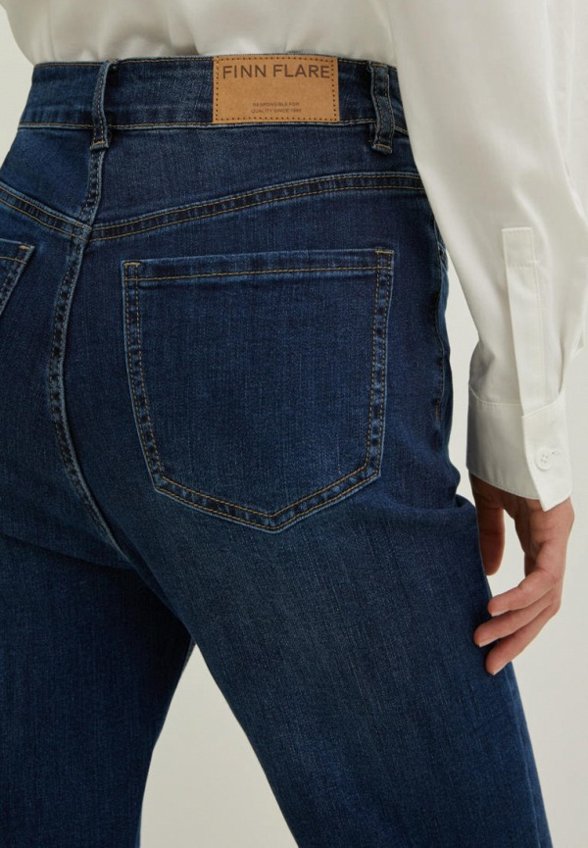 Джинсы Finn Flare