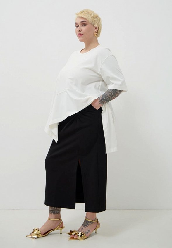 Футболка Lessismore