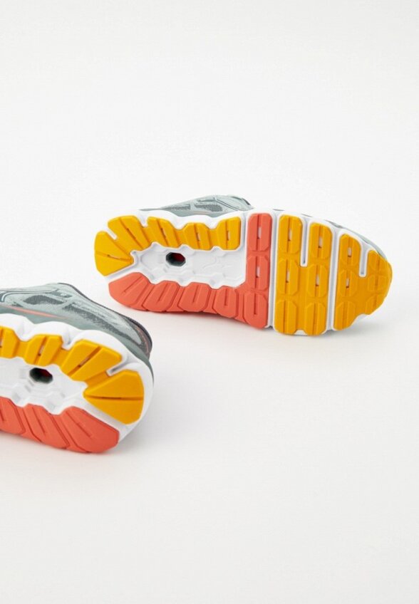 Кроссовки Mizuno