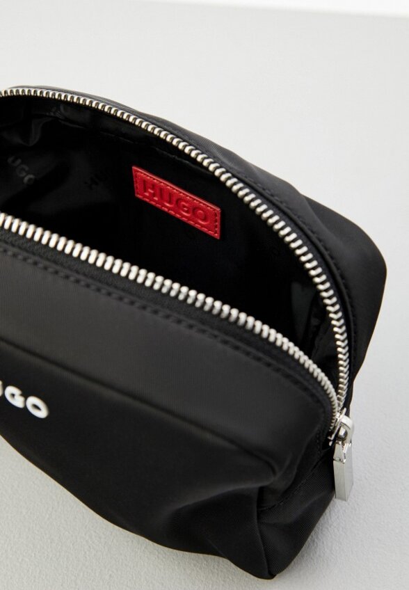 Косметичка Hugo