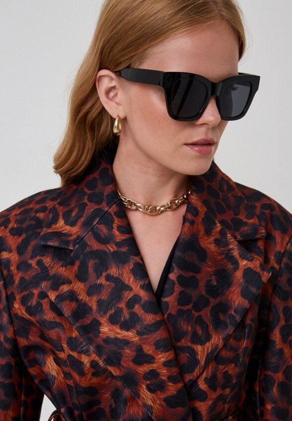 Пальто двубортное Bad Queen