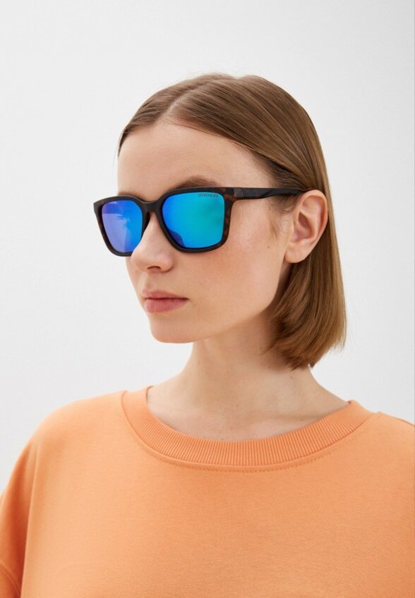 Очки солнцезащитные Brenda