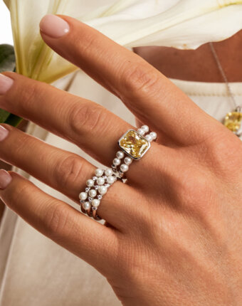 Серебряное кольцо СИЦИЛИЯ с жемчугом и желтым фианитом MIE женщинам