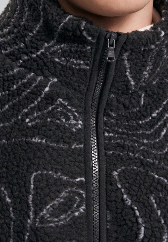 Бомбер Твое