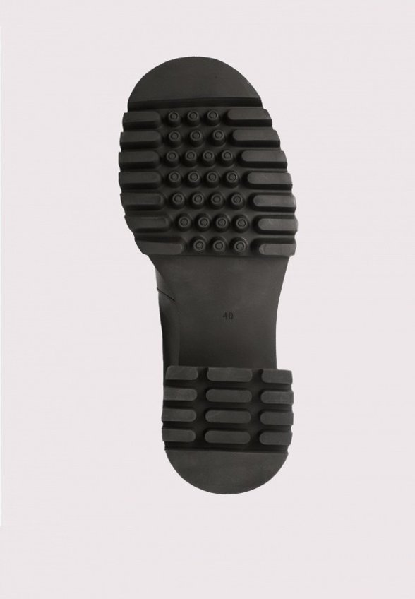 Сапоги Nominee