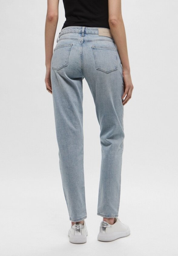 Джинсы Calvin Klein