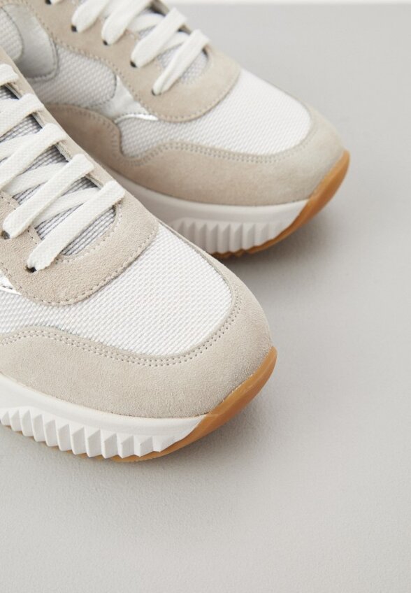 Кроссовки Voile Blanche