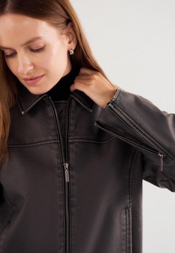 Куртка кожаная Vittoria Vicci