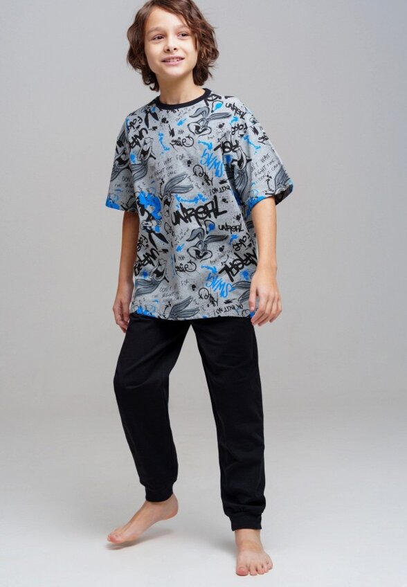 Футболка и брюки PlayToday